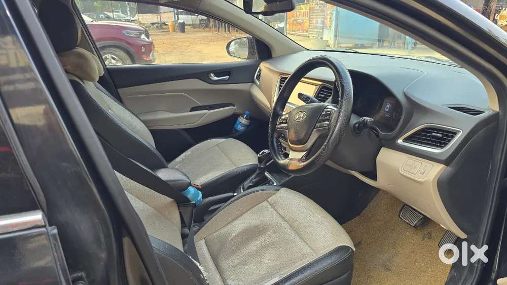Hyundai Verna 1600cc Automatic