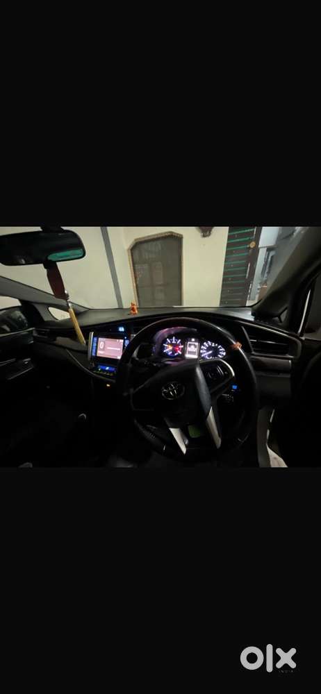 Toyota Innova Crysta 2017