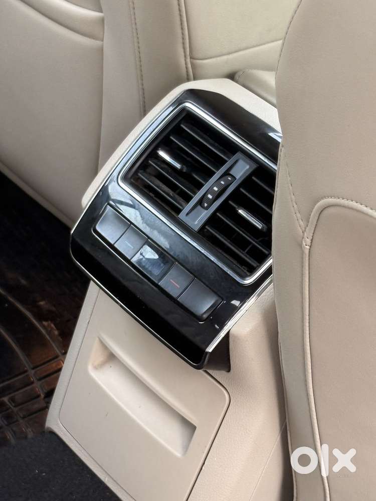 Skoda Superb [ ] 1.8 Style Tsi, 2019, Petrol