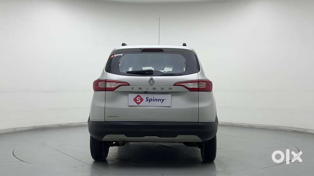 Renault Triber Rxz, 2022, Petrol