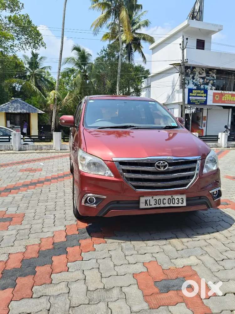 Toyota Innova 2012 Original Kerala