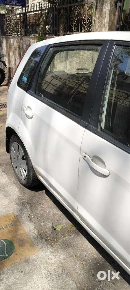 Ford Figo 2011 Diesel 137000 Km Driven