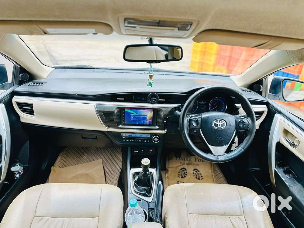 Toyota Corolla Altis 2015