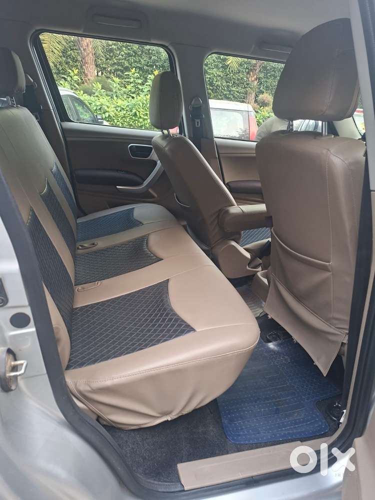 Mahindra Tuv 300 Mhawk100 T8, 2017, Diesel