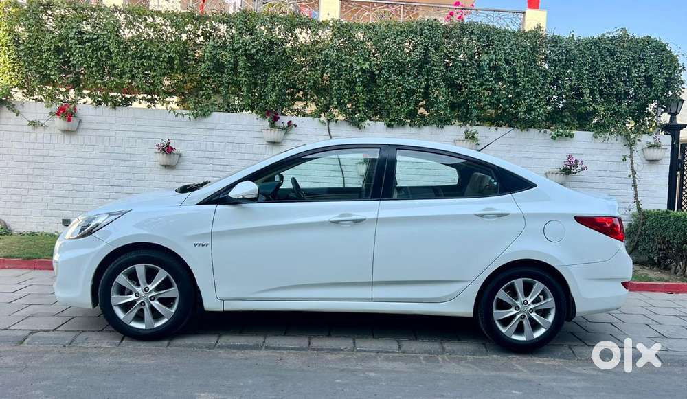 Hyundai Verna 1.6 Sx (o) Vtvt, 2012, Petrol
