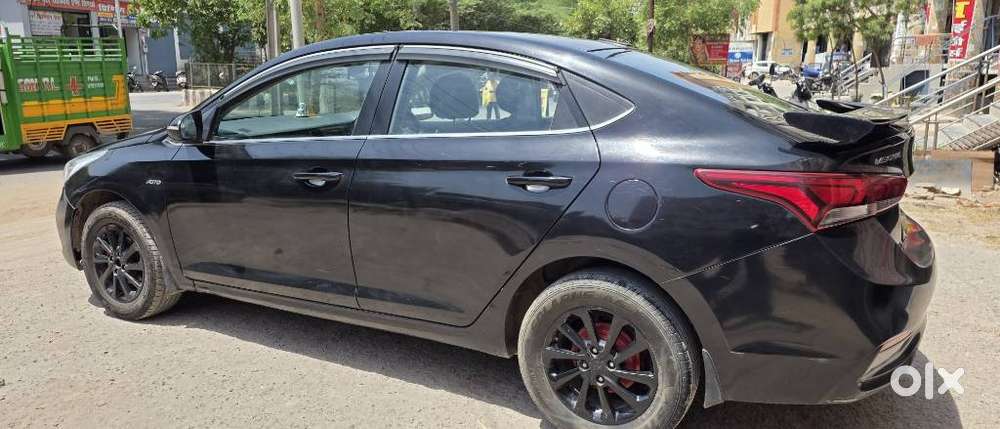 Hyundai Verna 1.6 Sx Vtvt At, 2017, Petrol