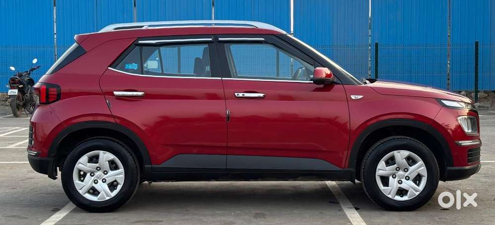 Hyundai Venue S, 2022, Petrol