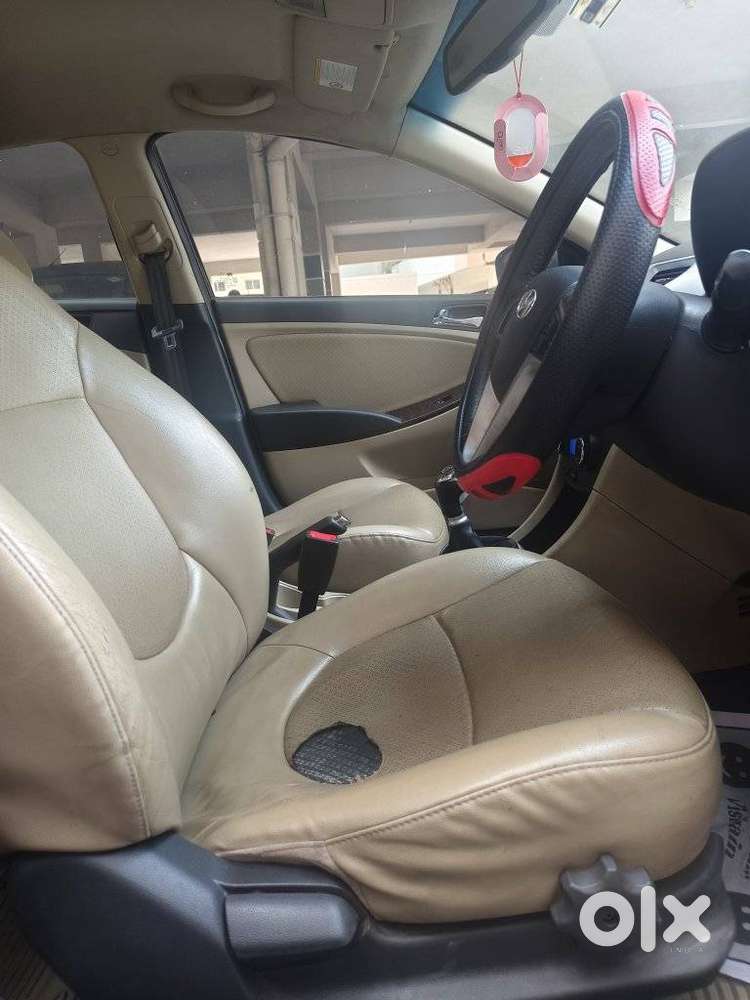 Hyundai Verna 1.6 Sx (o) Vtvt, 2014, Petrol