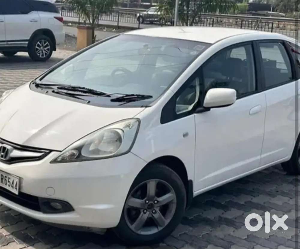 Honda Jazz 2011 Cng & Hybrids 64000 Km Driven