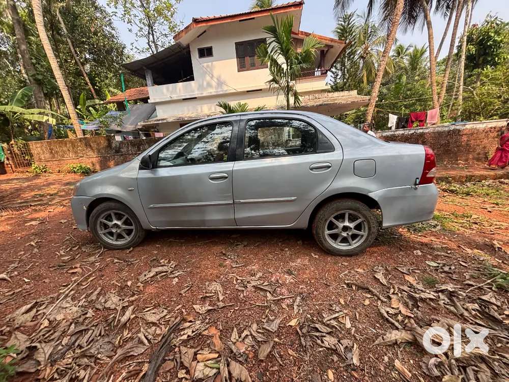 Toyota Etios Liva 2011 Diesel 150000 Km Driven