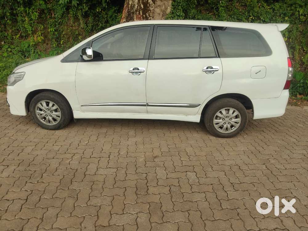 Toyota Innova 2.5 G (diesel) 8 Seater, 2006, Diesel