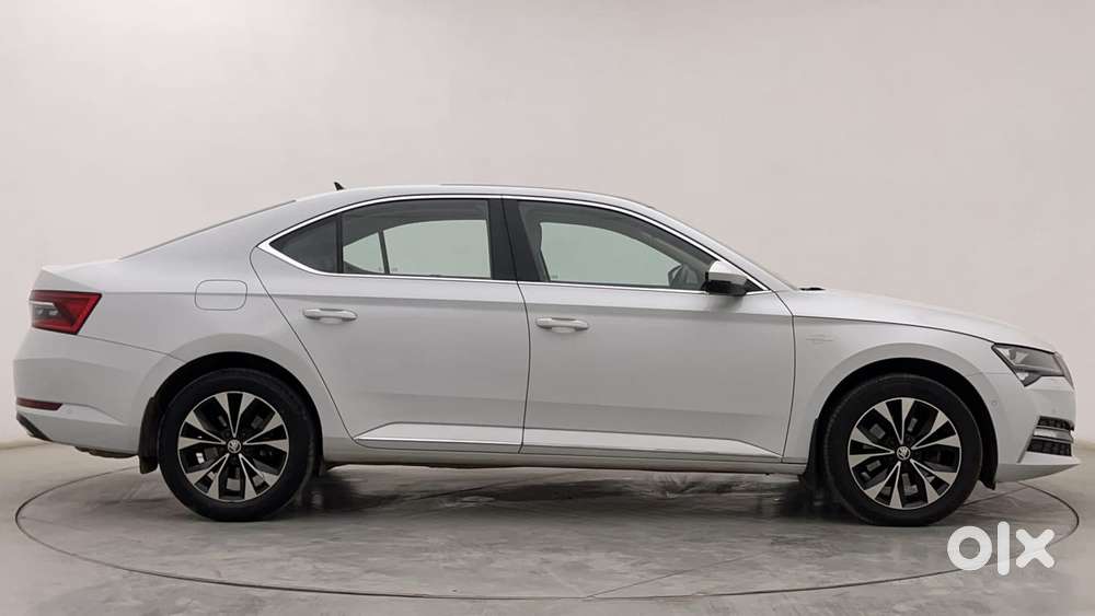 Skoda Superb 2.0 L&k Tsi At, 2021, Petrol
