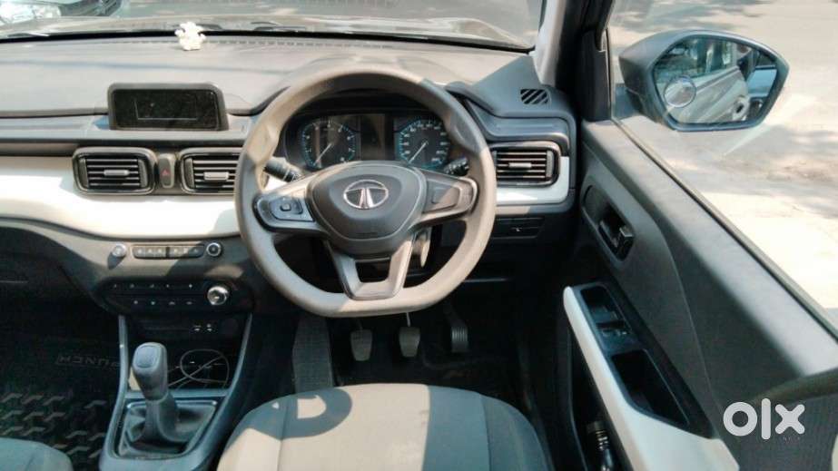 Tata Punch Pure, 2022, Petrol