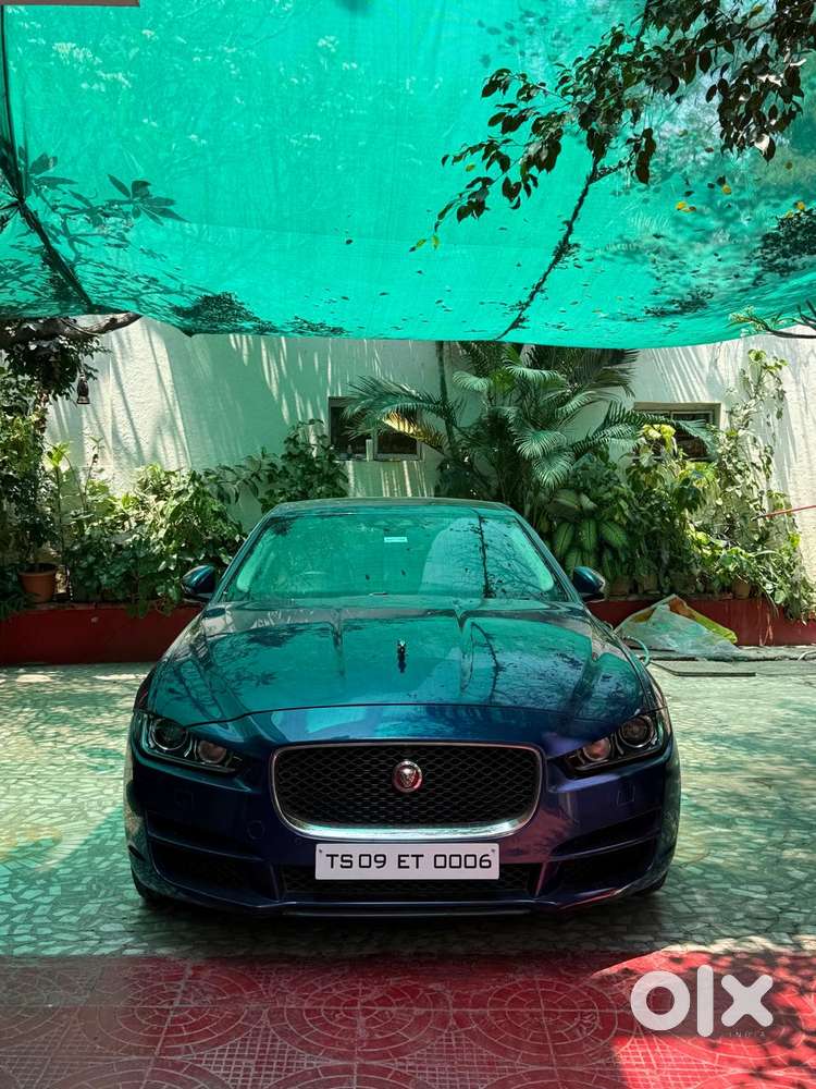 Jaguar Xe Prestige, 2016, Petrol