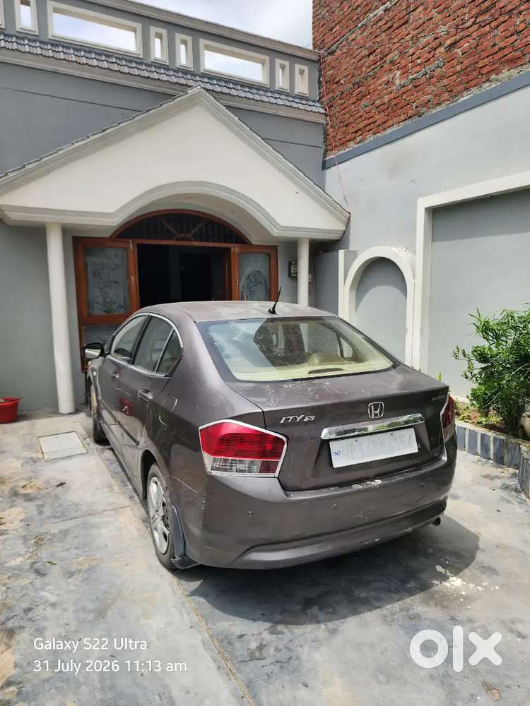Honda City At I-vtec 2011 Model
