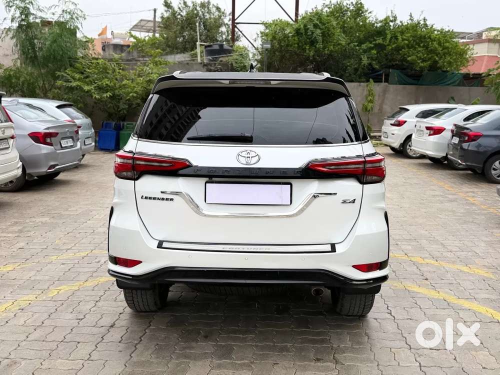 Toyota Fortuner Legender, 2023, Diesel