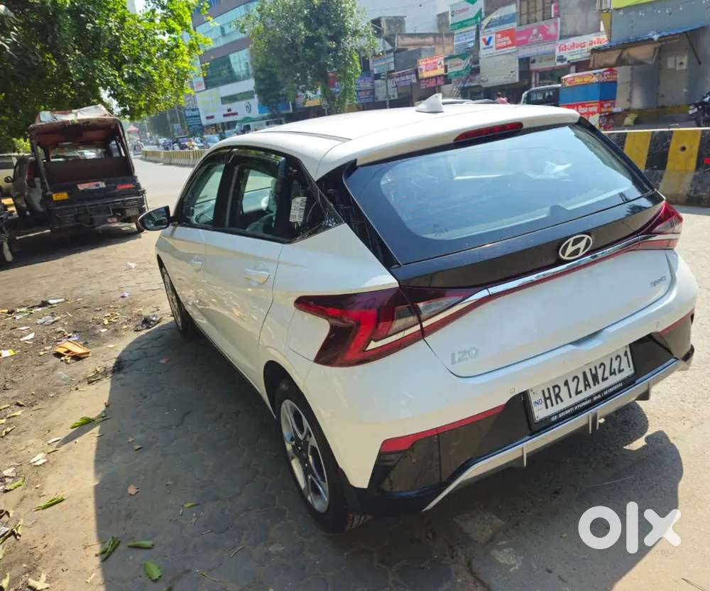 Hyundai New I20 2025 Petrol 4000 Km Driven