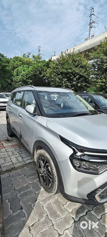 Kia Carens 1.5 Luxury Plus Turbo 7 Str, 2025, Petrol