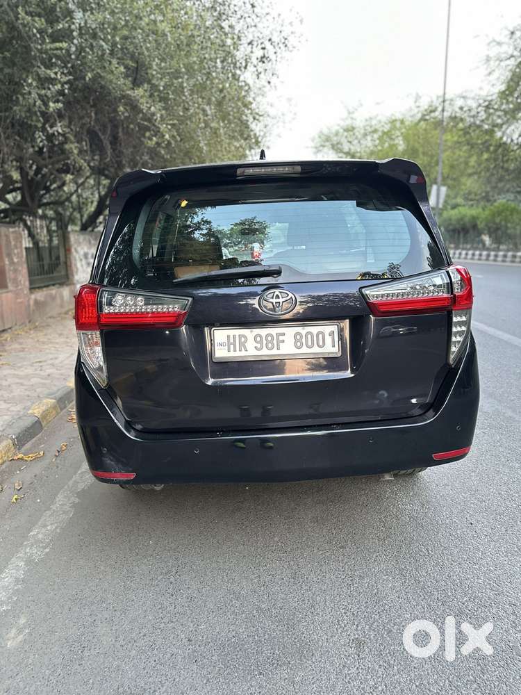 Toyota Innova Crysta [2020-ongoing] 2.4 Zx 7 Str, 2022, Diesel