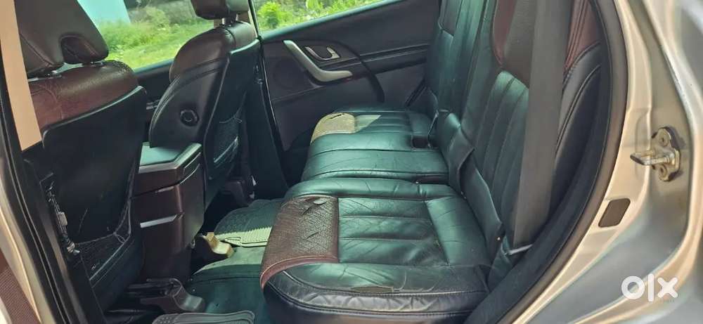 Mahindra Xuv500 2015 Diesel 156000 Km Driven