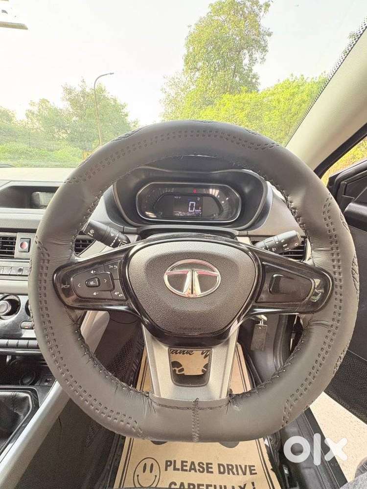 Tata Nexon 1.2 Revotron Xm (s), 2023, Petrol