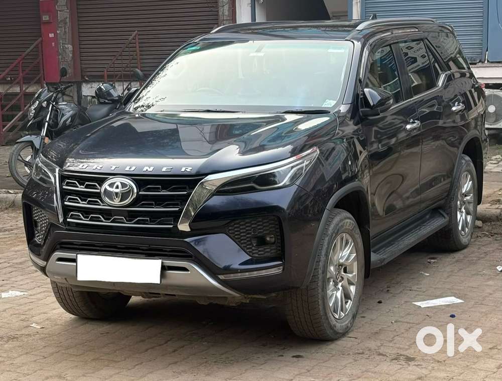 Toyota Fortuner 2022 Diesel 34000 Km Driven
