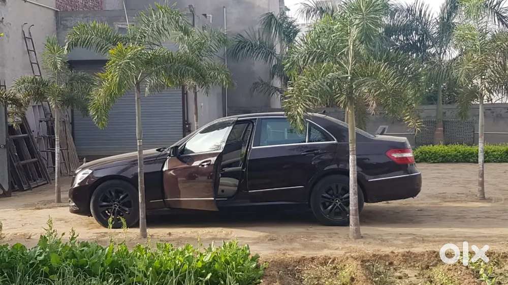 Mercedes-benz E-class 2012