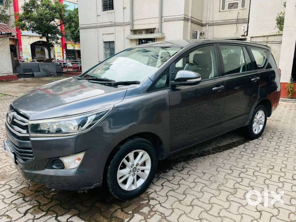 Toyota Innova Crysta 2.4 G Mt 8s, 2016, Diesel