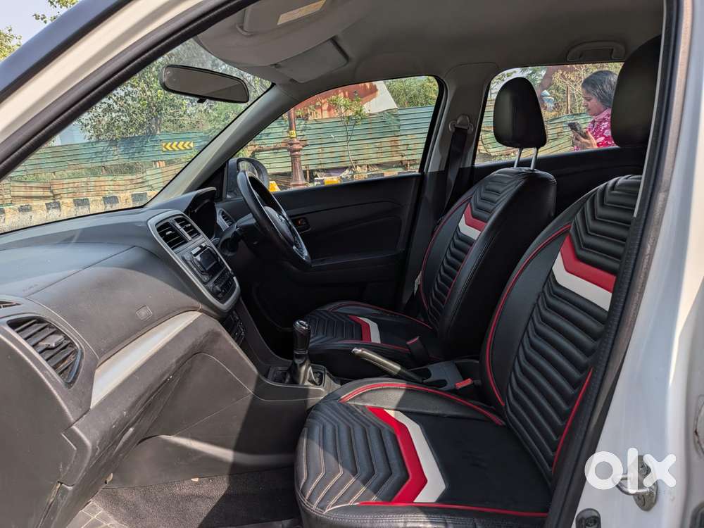 Maruti Suzuki Brezza 1.5 Vxi Smart Hybrid, 2020, Petrol