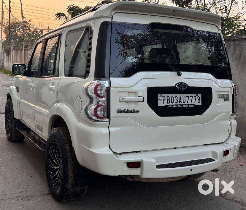 Mahindra Scorpio, 2017, Diesel