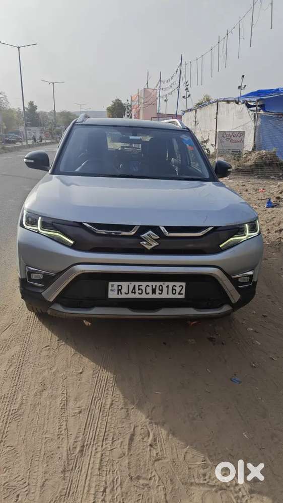 Maruti Brezza 2023 Zxi Cng Dual Tone