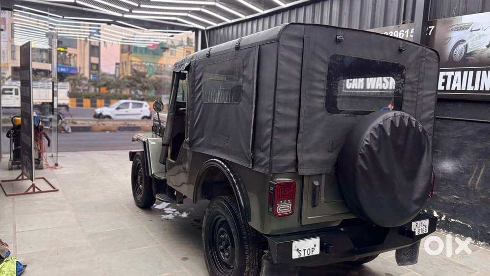 Mahindra Jeep Classic Diesel 1987