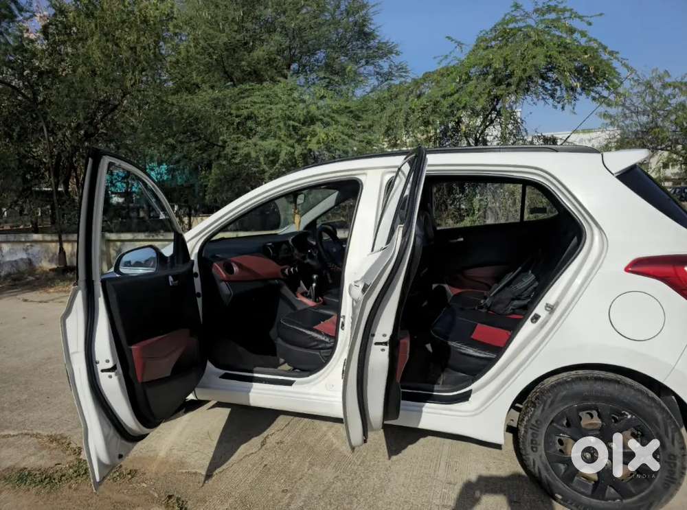 Anniversary Model Grand I10 Prime (special Edition - Red & Black)