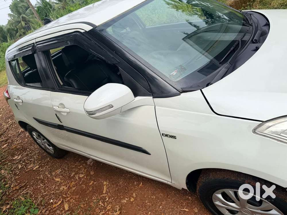 Swift Maruti Suzuki 2012 Year