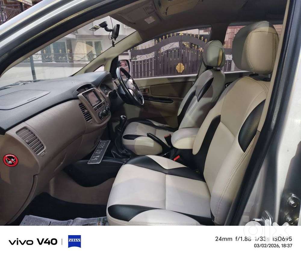 Toyota Innova [2013-2016] 2.5 G4 7 Str, 2015, Diesel