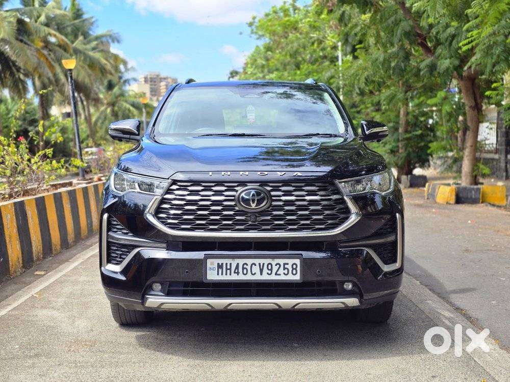 Toyota Innova Hycross 2.0 Zx (o) Hybrid 7 Str, 2025, Petrol