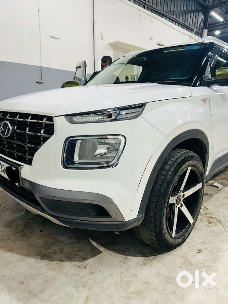 2019 Hyundai Venue Petrol Manual