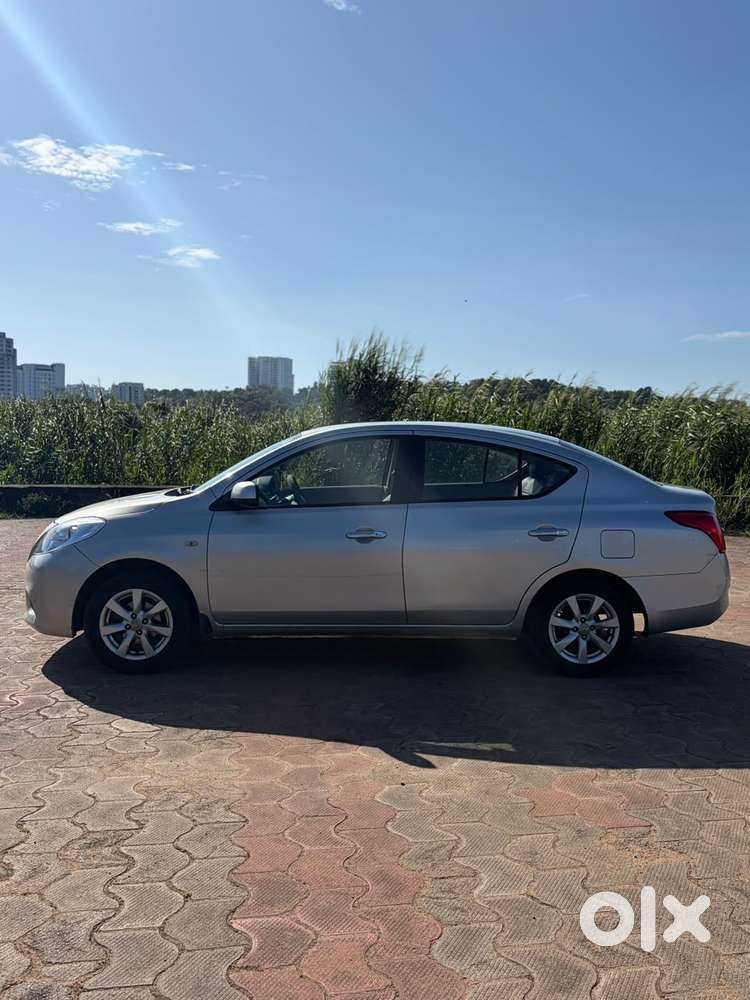 Nissan Sunny Xv, 2014, Petrol