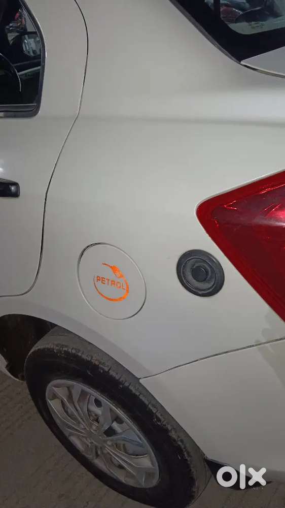 Maruti Suzuki Dzire 2022 Cng & Hybrids 90000 Km Driven