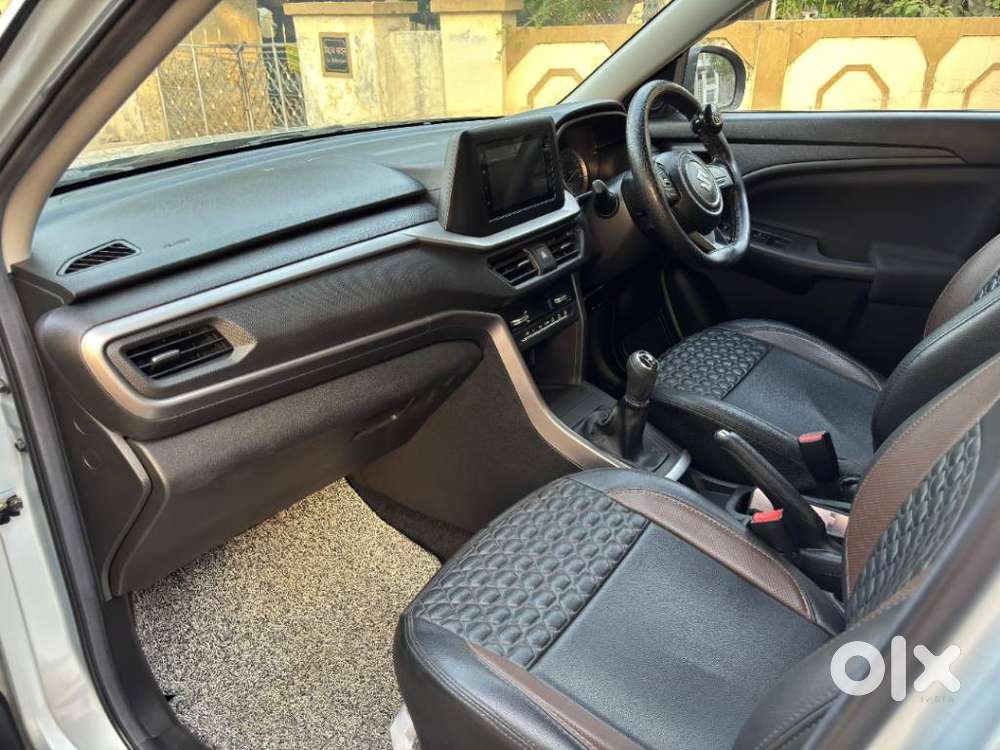 Maruti Suzuki Brezza 1.5 Vxi Smart Hybrid, 2024, Petrol