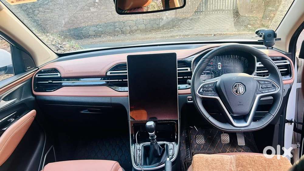 Mg Hector Plus 2025 Diesel 10250 Km Driven