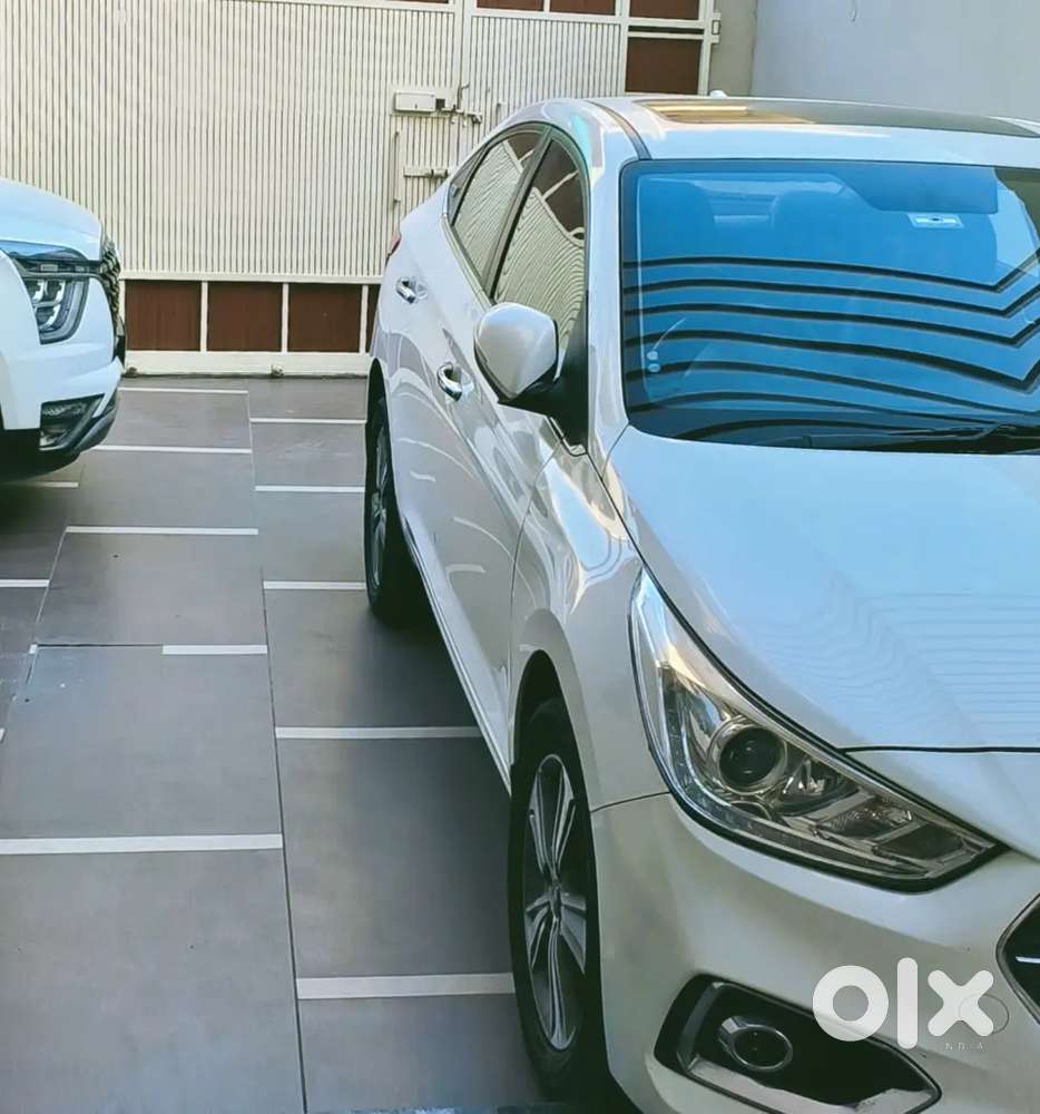 Premium Car Verna 1.6 Sxo Special Anniversary Edition