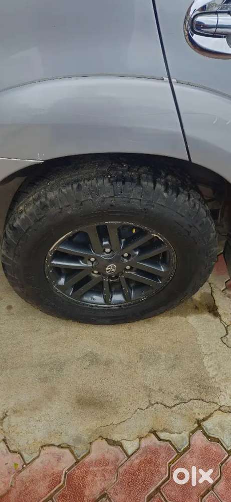 Toyota Fortuner 2015