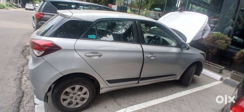 Hyundai I20 2015-2017 Sportz 1.2, 2016, Petrol