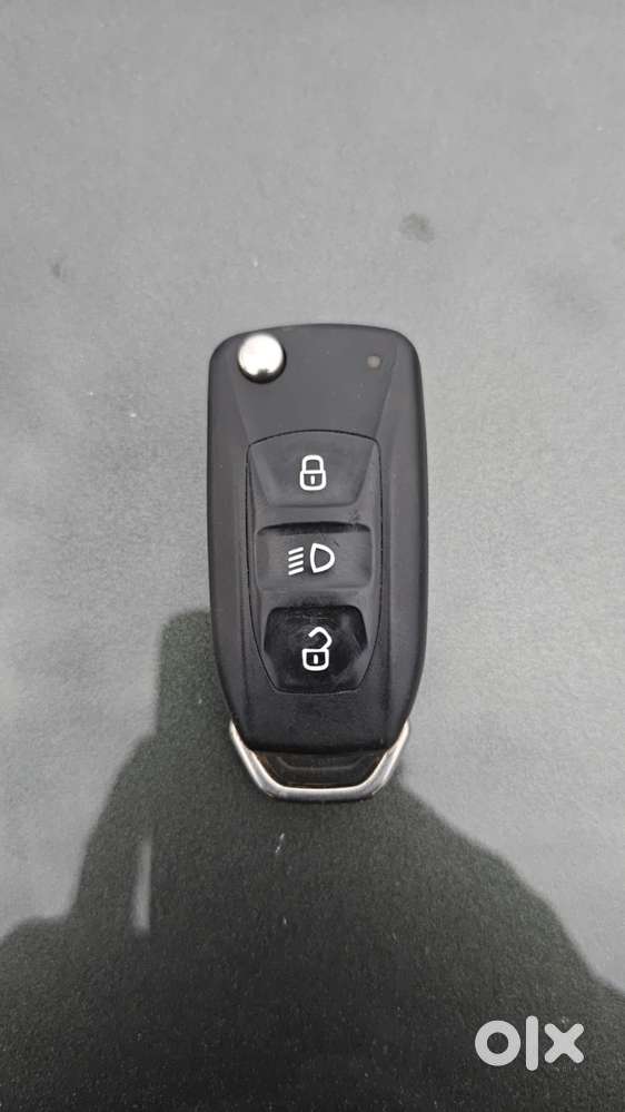 Tata Nexon 1.2 Revotron Xma Amt (s), 2022, Petrol