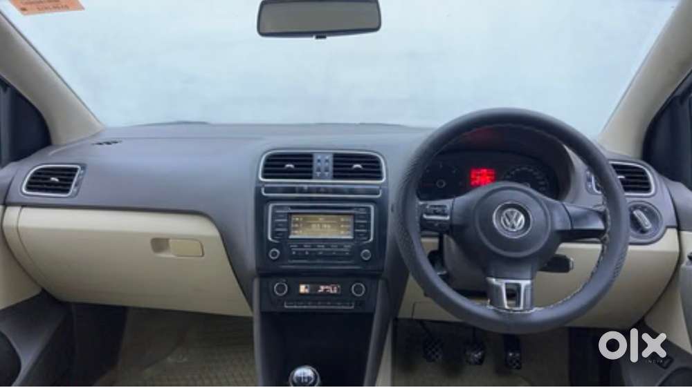 Volkswagen Vento Highline Diesel 2013  Top Model  1.13l Kms  ₹2.5l