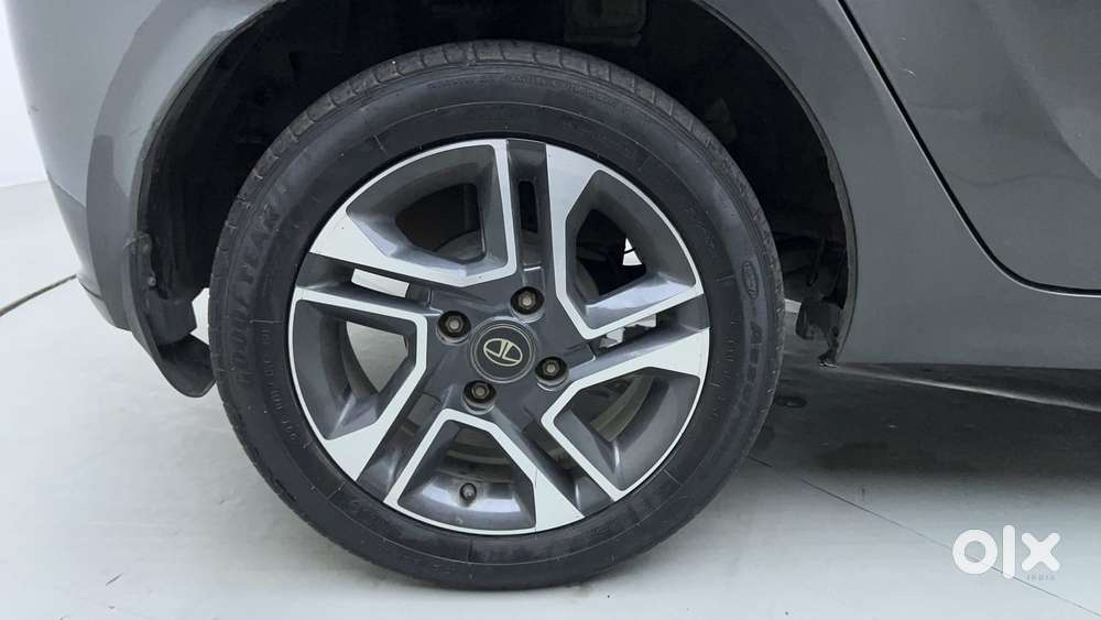 Tata Tiago Xza Plus, 2020, Petrol