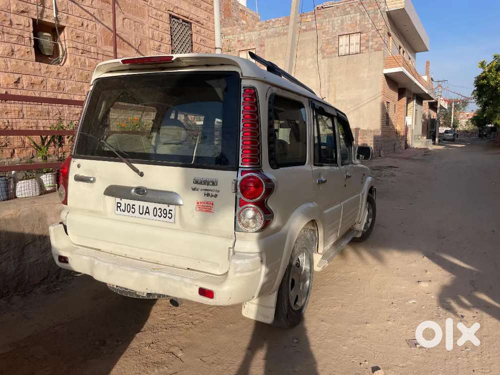 Mahindra Scorpio 2006