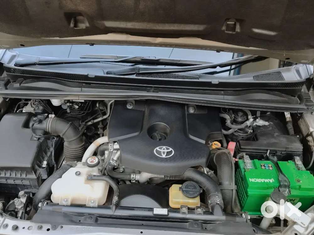 Toyota Innova Crysta 2019 Diesel 100000 Km Driven