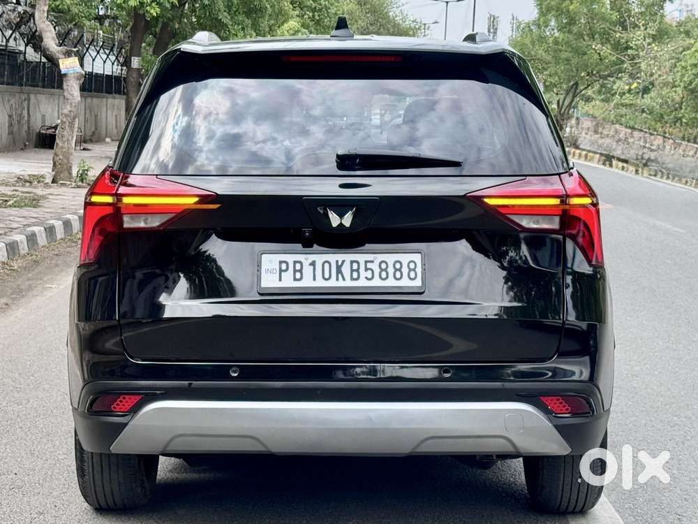 Mahindra Xuv700 2.2 Ax 7 Diesel At Str, 2025, Diesel